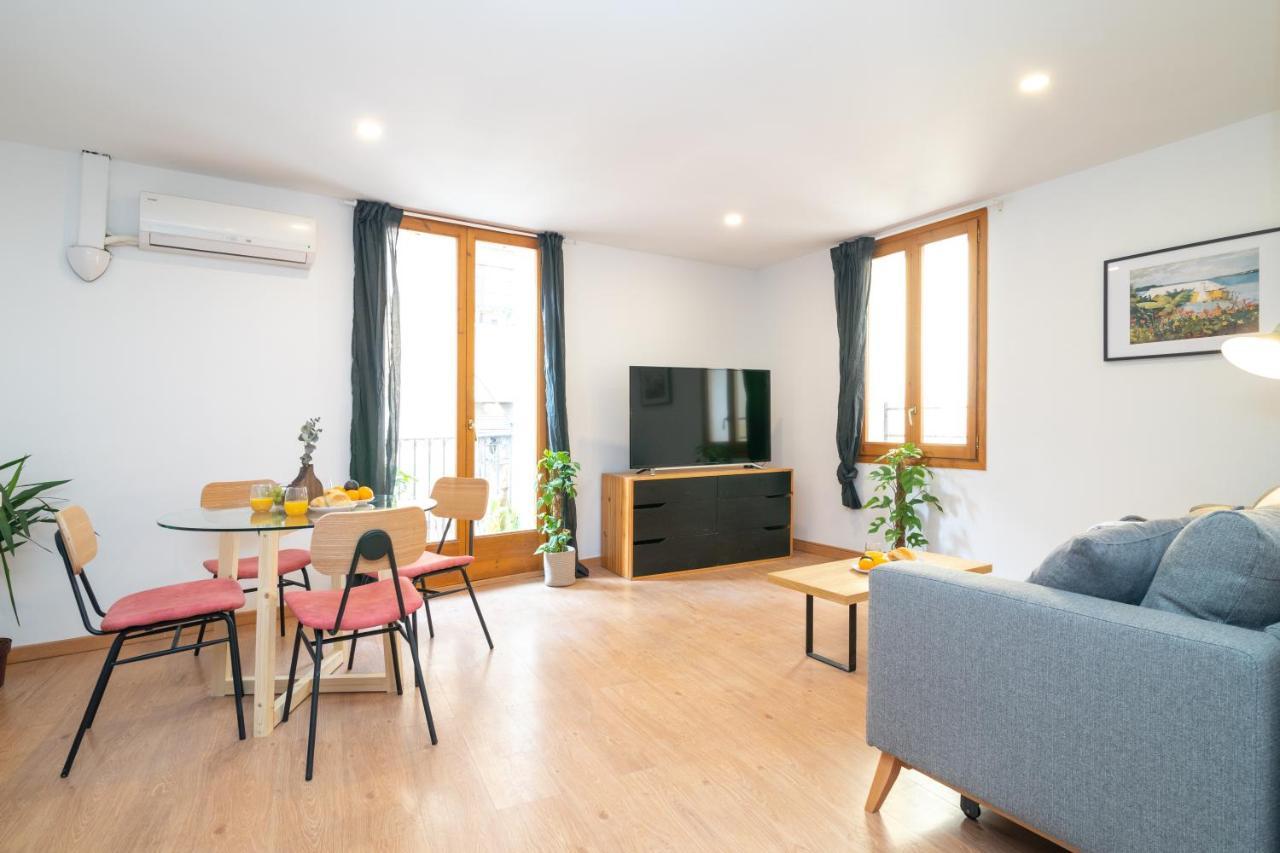 Barcelona Apartments In Born ภายนอก รูปภาพ