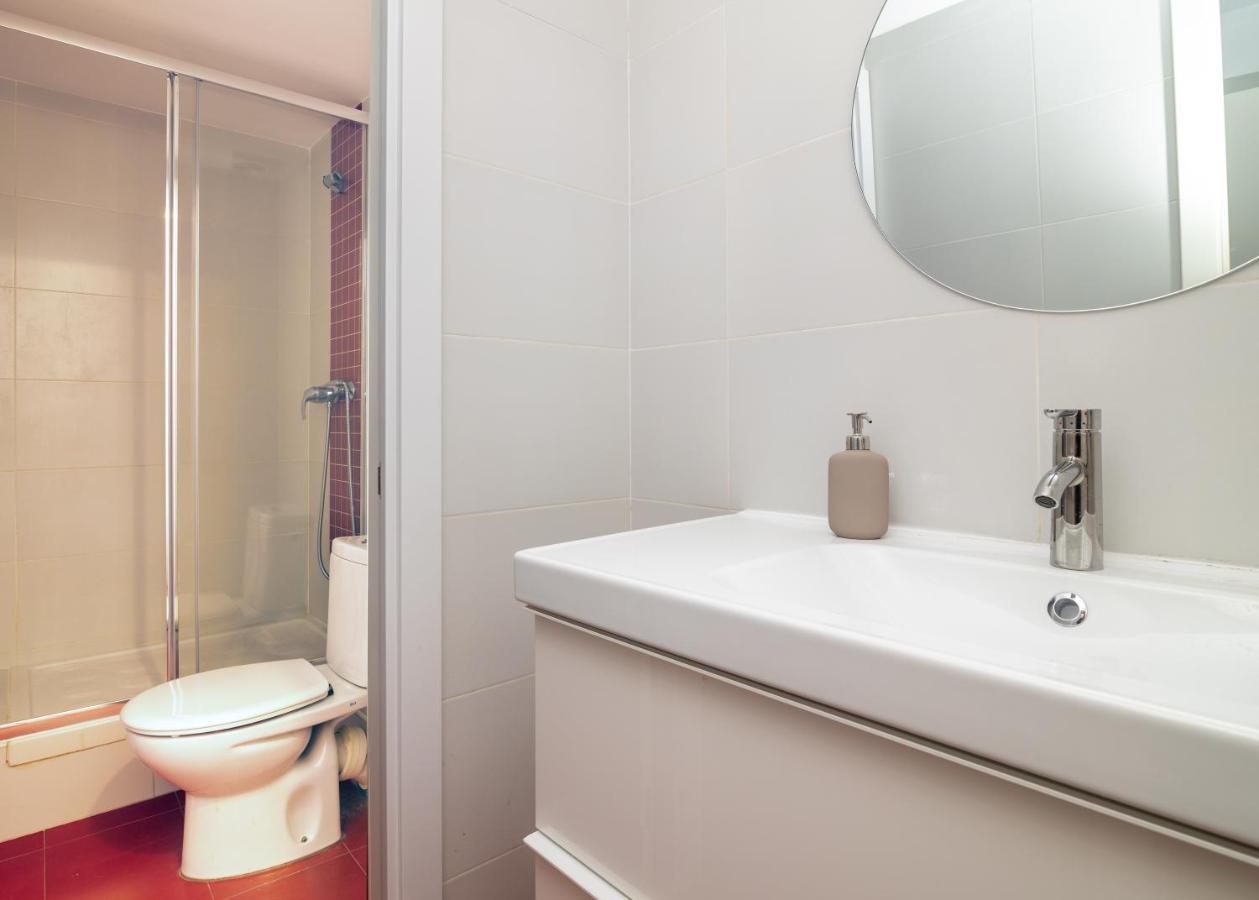 Barcelona Apartments In Born ภายนอก รูปภาพ