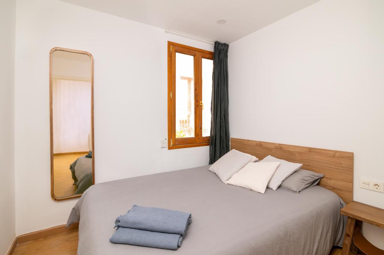 Barcelona Apartments In Born ภายนอก รูปภาพ