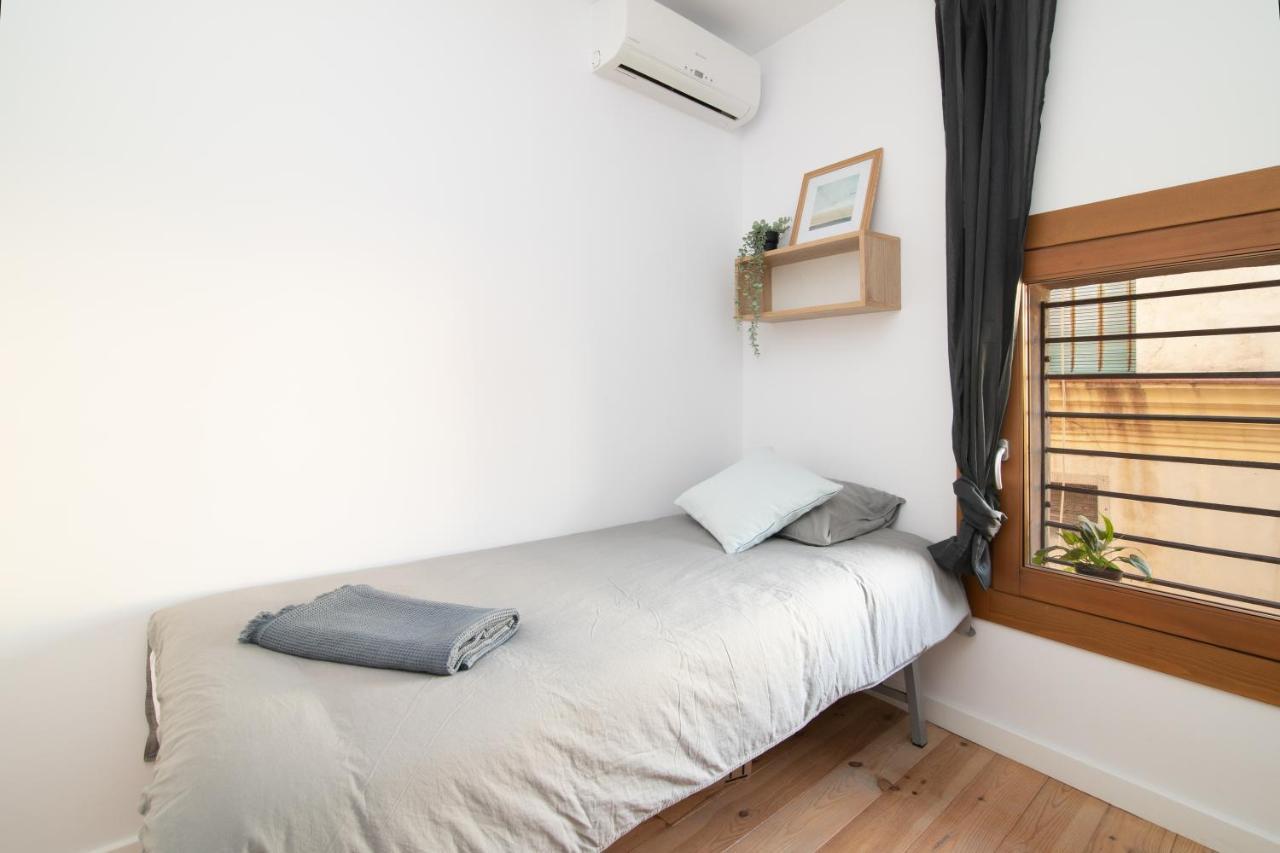 Barcelona Apartments In Born ภายนอก รูปภาพ