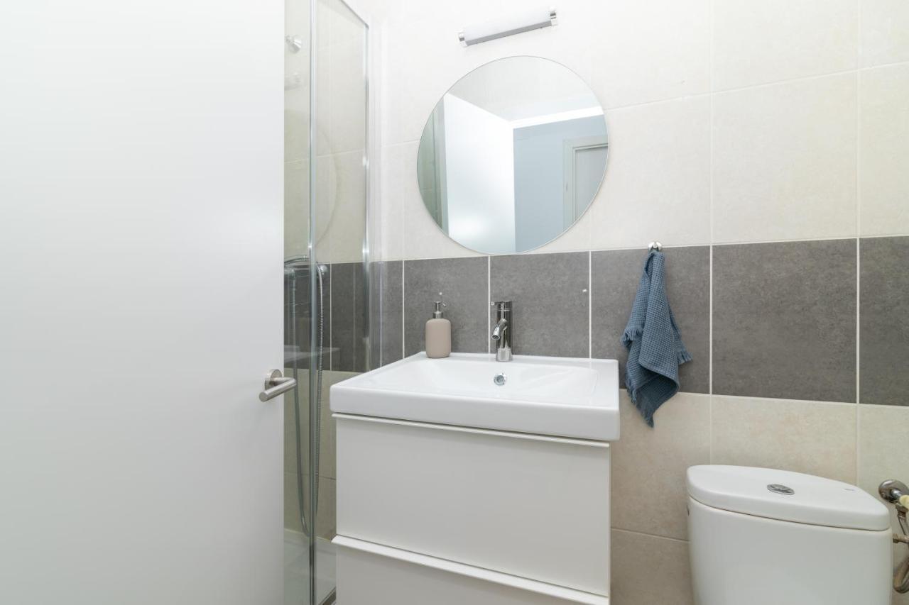 Barcelona Apartments In Born ภายนอก รูปภาพ