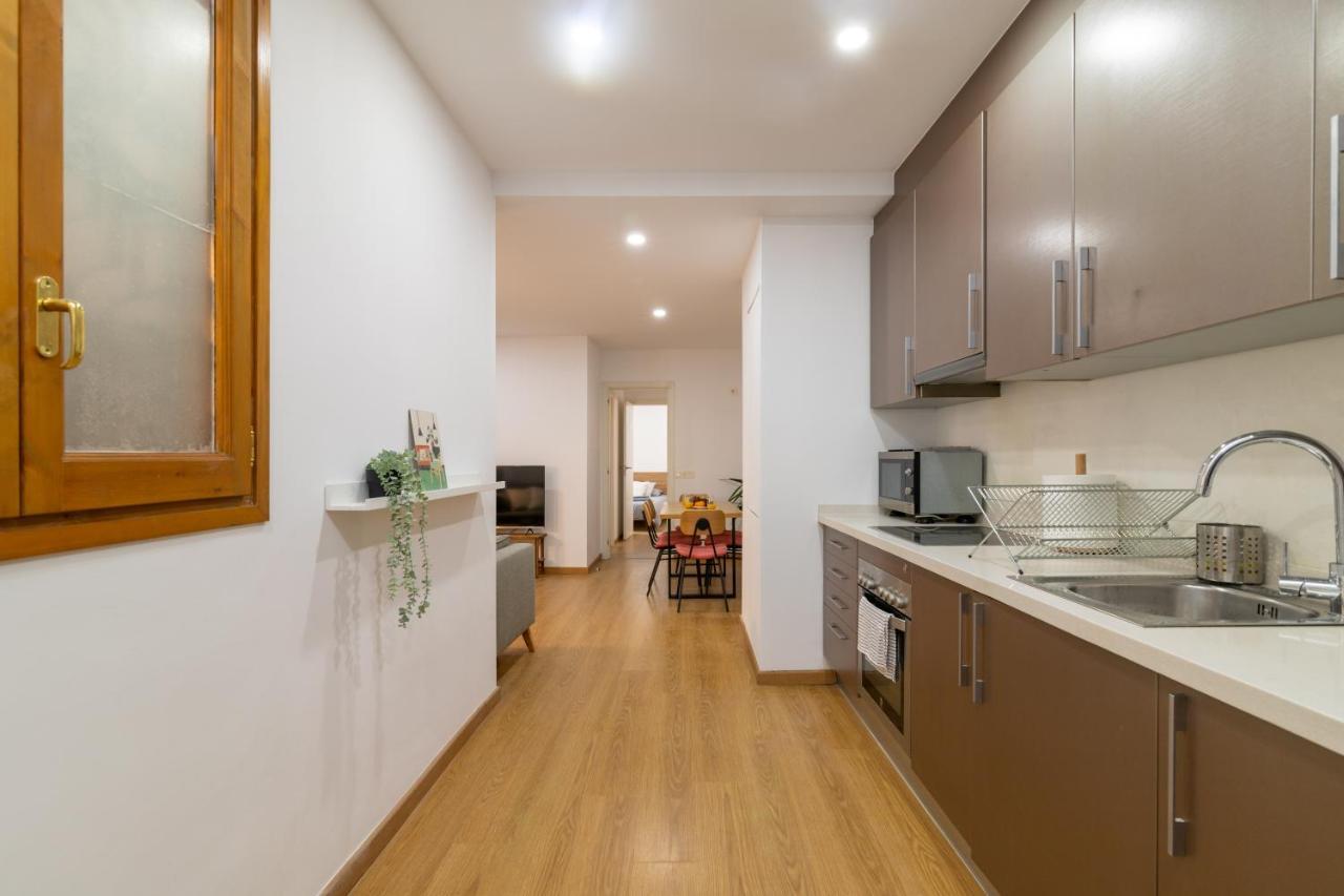 Barcelona Apartments In Born ภายนอก รูปภาพ
