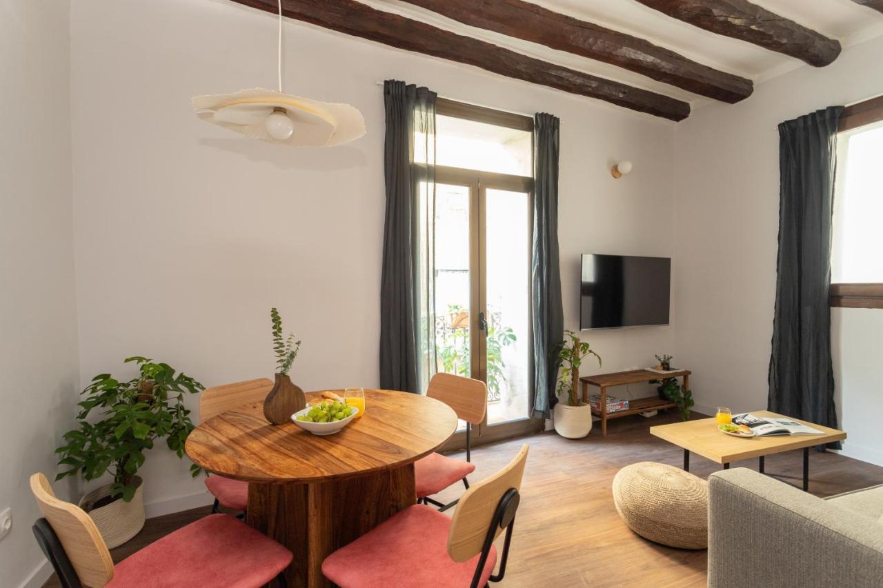 Barcelona Apartments In Born ภายนอก รูปภาพ