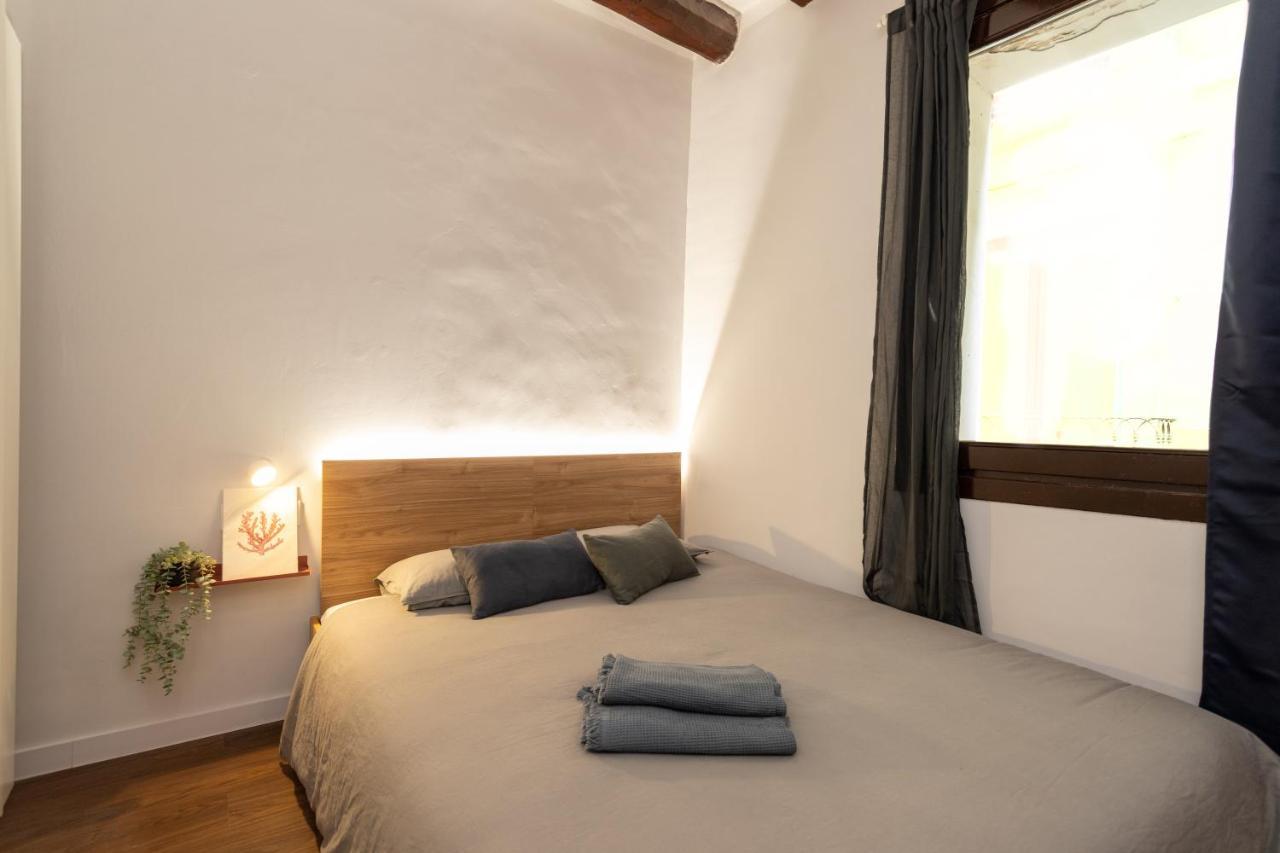 Barcelona Apartments In Born ภายนอก รูปภาพ